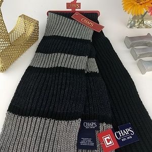 NWT CHAPS scarf